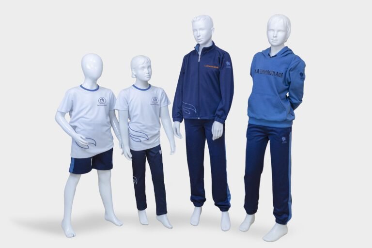 Venda d’uniformes 37a0704 ret li.jpg